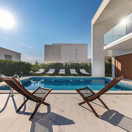 Luxury Villa Tina With Private Heated Pool Kaštela Zewnętrze zdjęcie